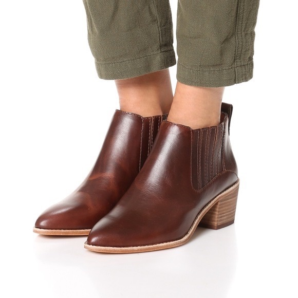 Madewell Shoes - Madewell Bonham Boot 6.5 in Cherry Wood